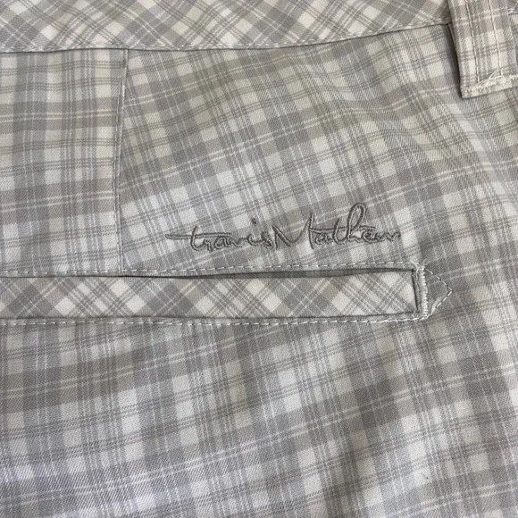 Travis Mathew Men's Gray Plaid Golf Chino Shorts Lightweight Casual Size 36 FLAW - Picture 6 of 9